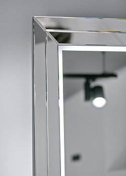 Зеркало Double Space с подсветкой Зеркало Double Space с подсветкой